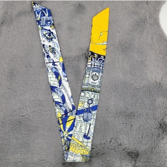 New Tower Print Silk Skinny Scarf Twilly - Picture 4 of 6